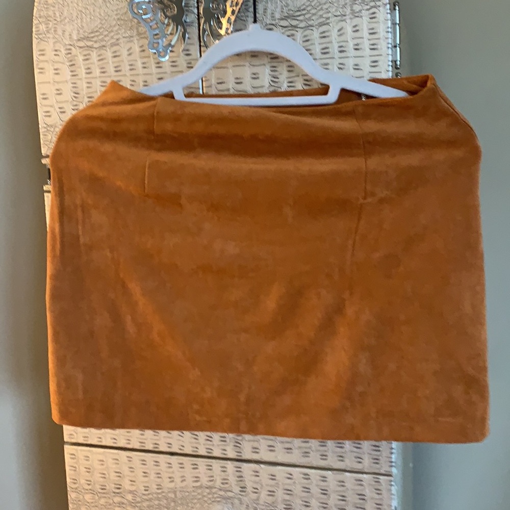 Mini - Picture 4 of 4